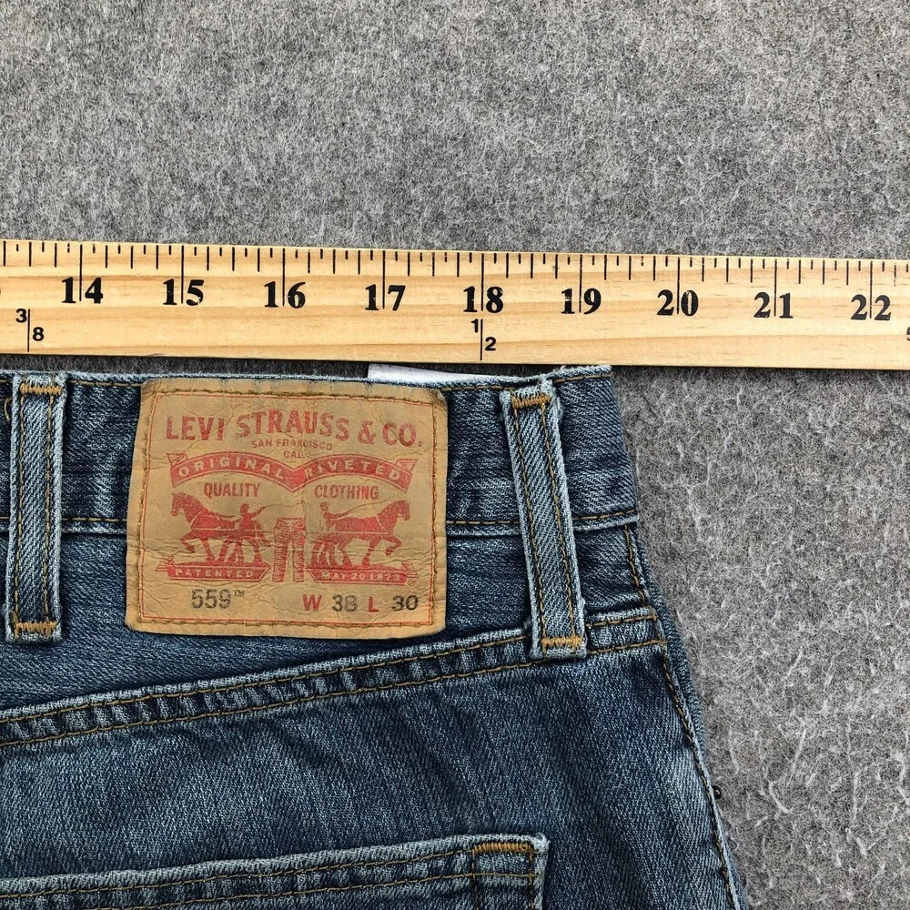 Levis 559 Jeans Mens 38x30 Blue Medium Wash Relaxed Straight Denim Pants Casual
